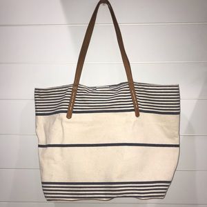 Beach tote